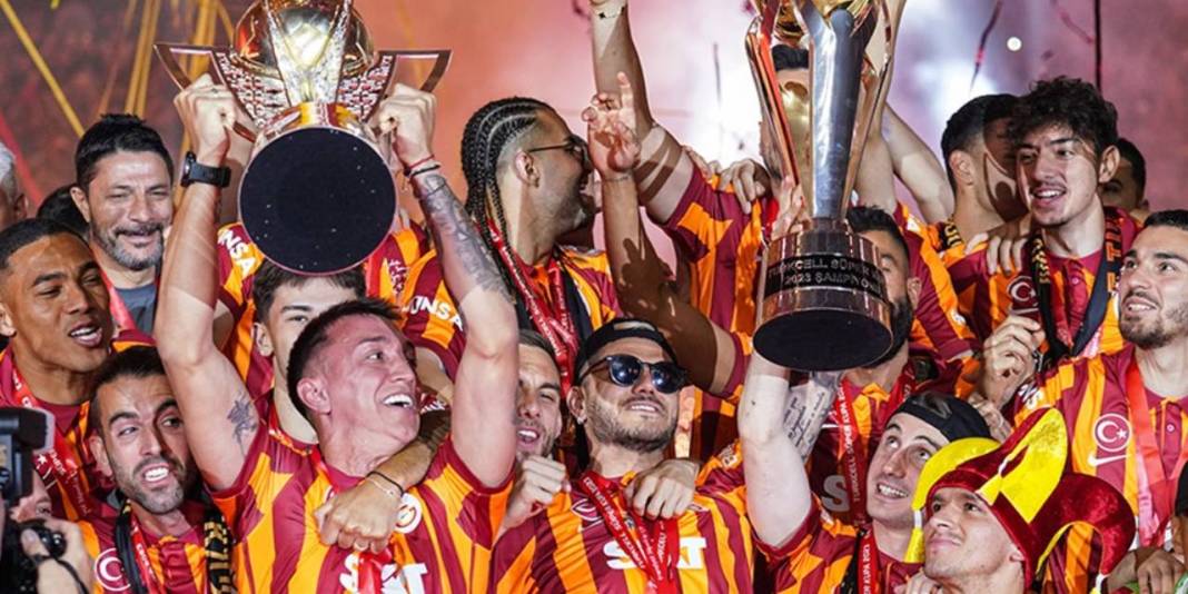 Şampiyon Galatasaray Görkemli Kutlamayla Kupalarına Kavuştu 14